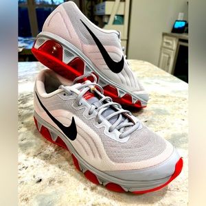 Nike Air Max Tailwind 6 White / Red size 9